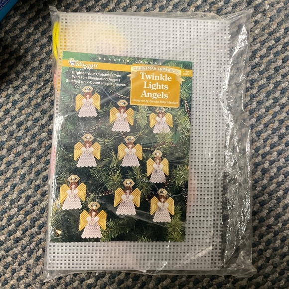 The Needlecraft Shop Plastic Canvas Kits - Picture 5 of 8